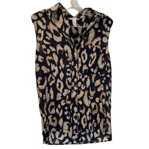 H&M XS Leopard Print‎ Sleeveless Button-Up Blouse